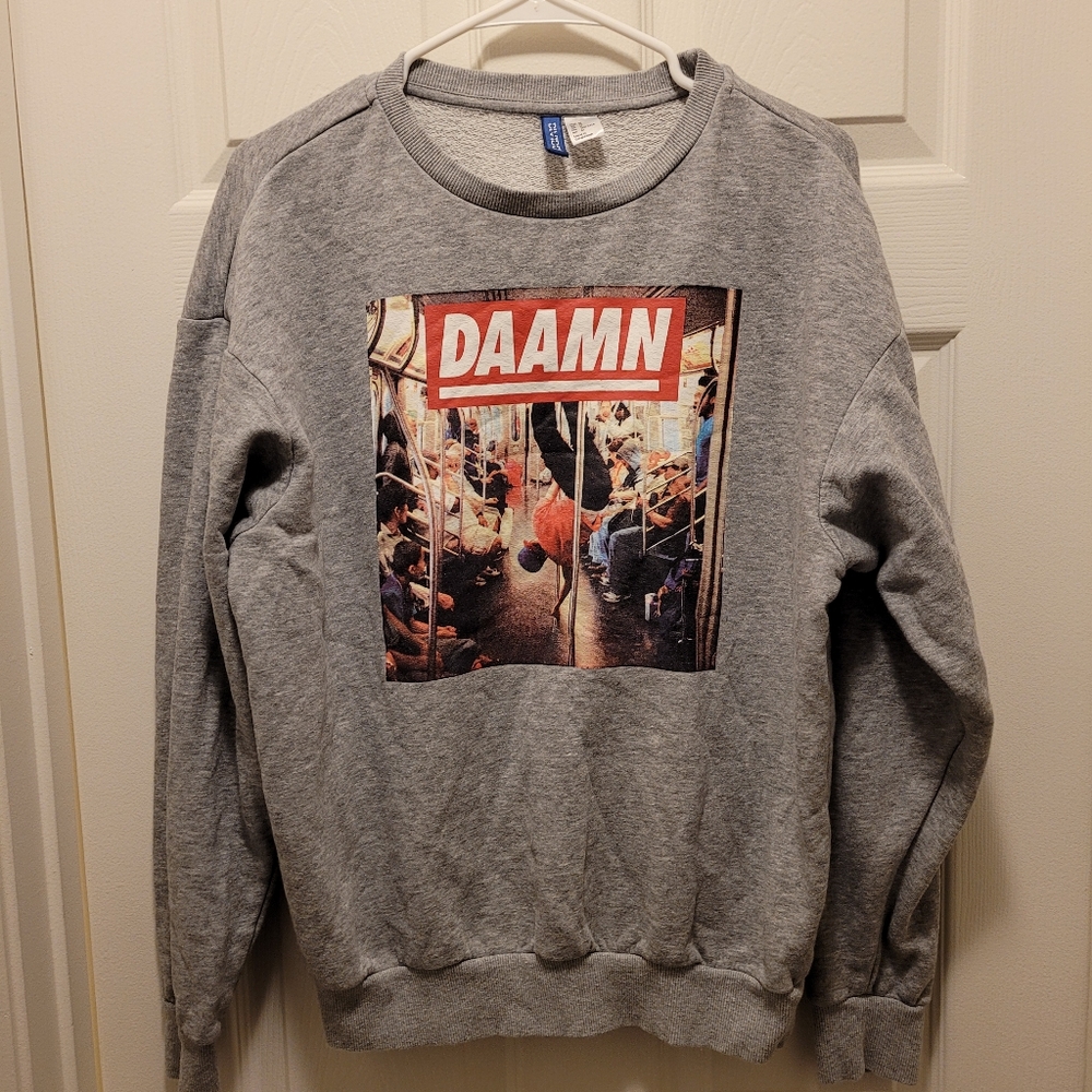 H&M Divived Subway Station Sweatshirt Size Medium
